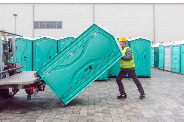 Best Portable bathroom rental  in Lakeway, TX